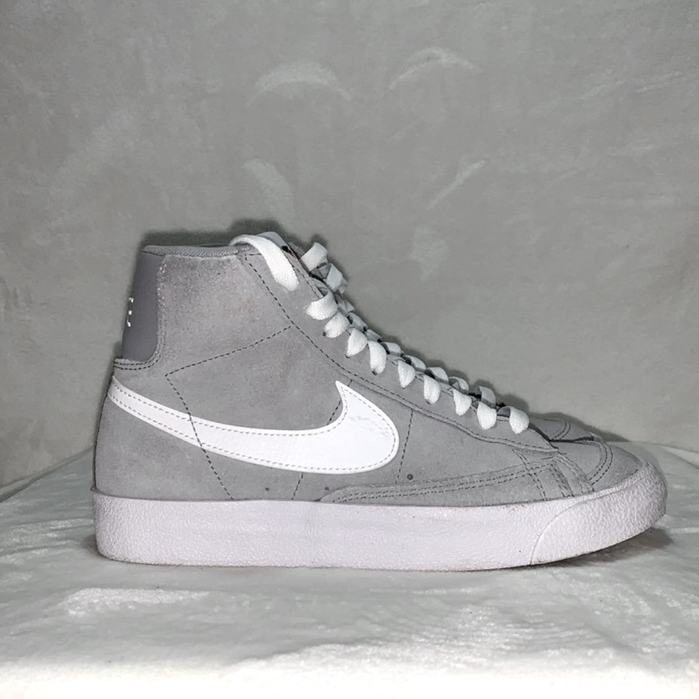 COPY - Nike Blazer Mid '77 Suede Big Kids size 4.5/ women's size 6